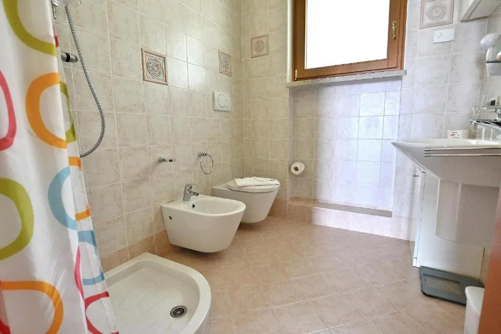 Appartement Appartamenti Theo E Fabiola Con Piscina E Vista Lago Toscolano Maderno