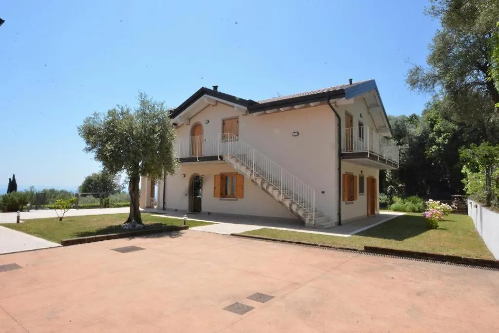 Appartamenti Theo E Fabiola Con Piscina E Vista Lago Тосколано-Мадерно 0*,