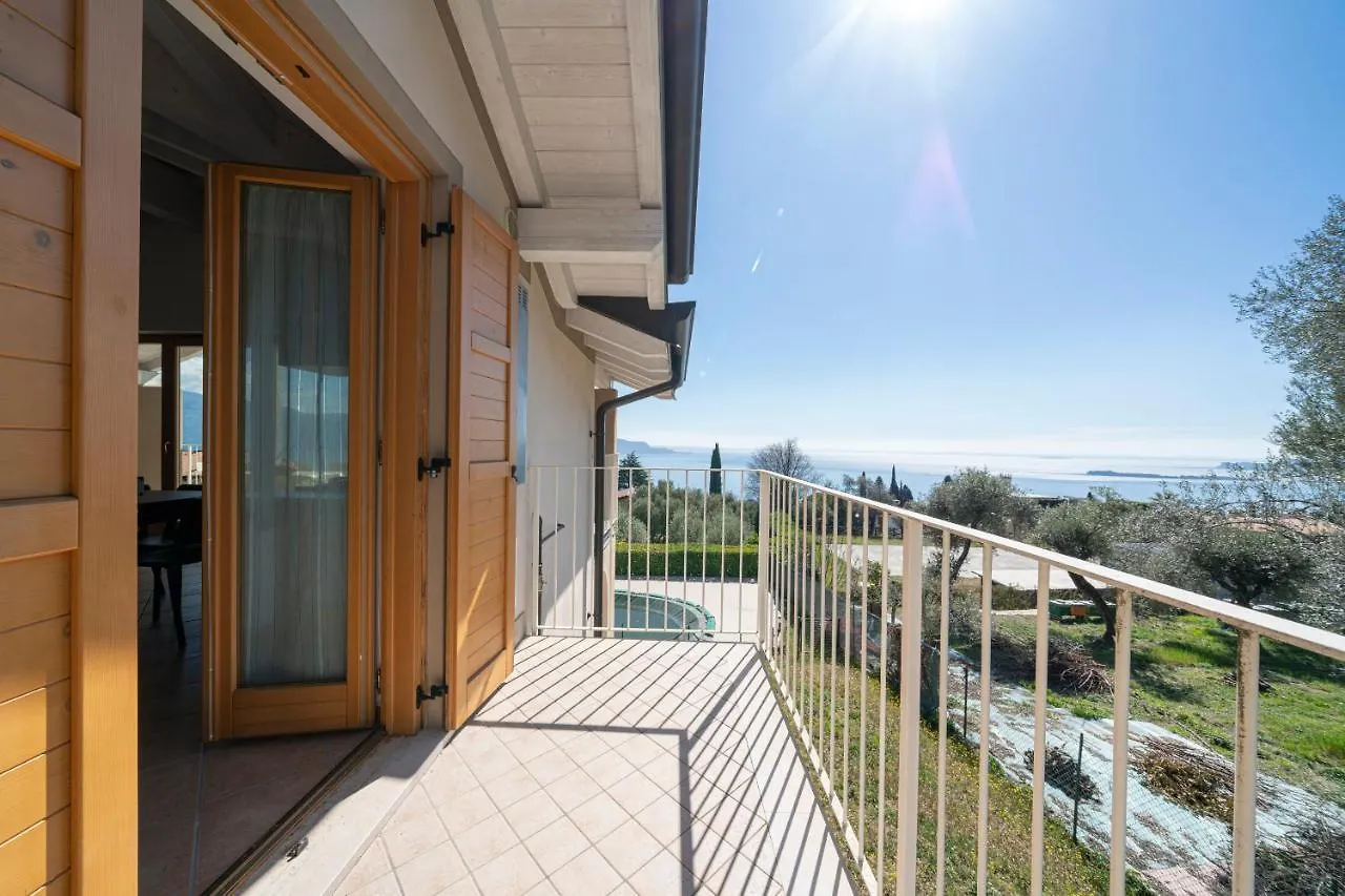Appartamenti Theo E Fabiola Con Piscina E Vista Lago Toscolano Maderno 0*,  Italië